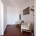Molo 44